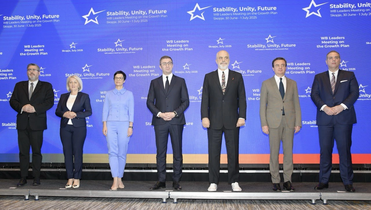 Poruka povjerenice  Kos liderima zemalja  regije: Priliku za  proširenje morate  iskoristiti sada
